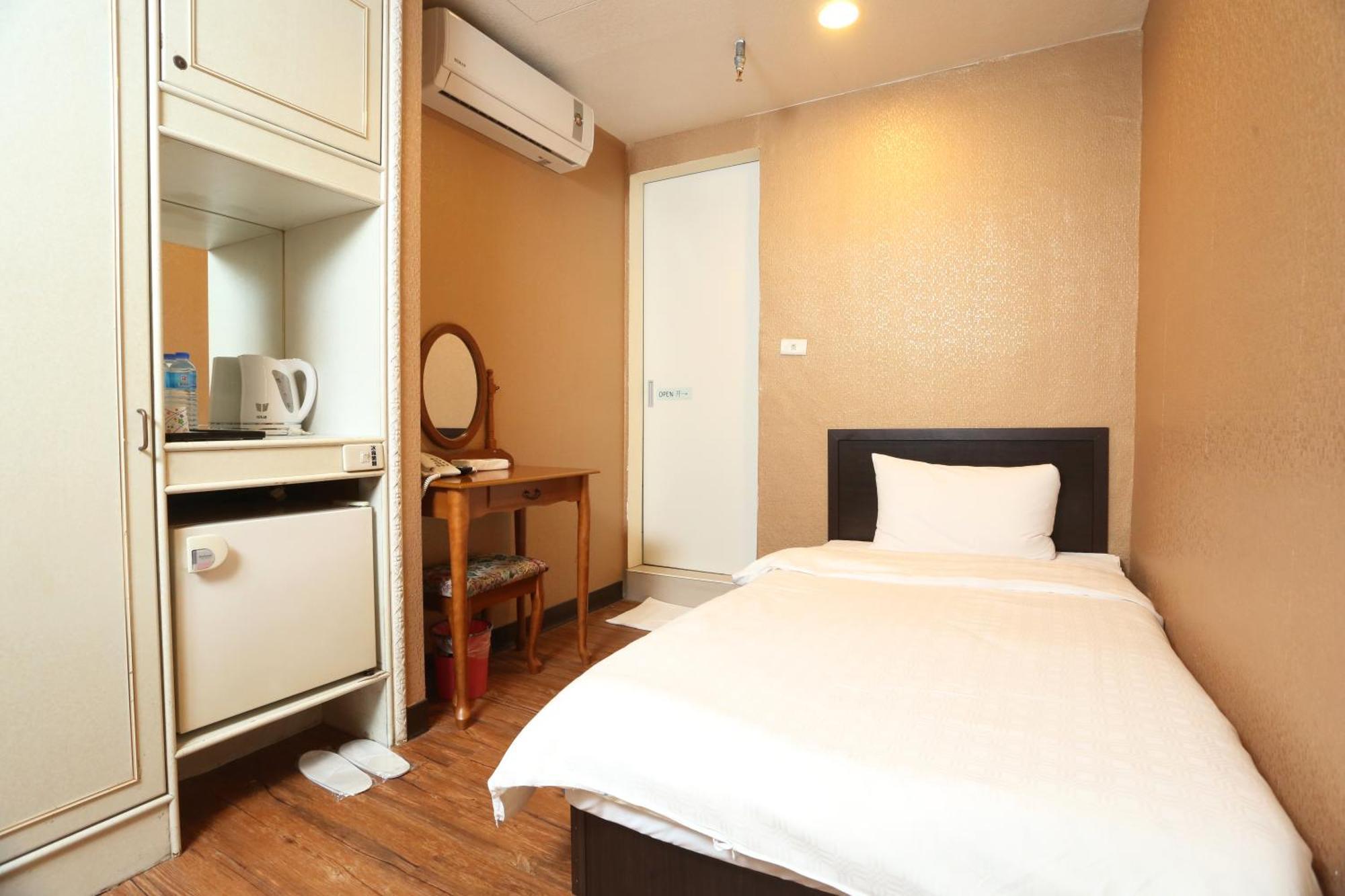 Banciaoking Hotel Taipei Ruang foto